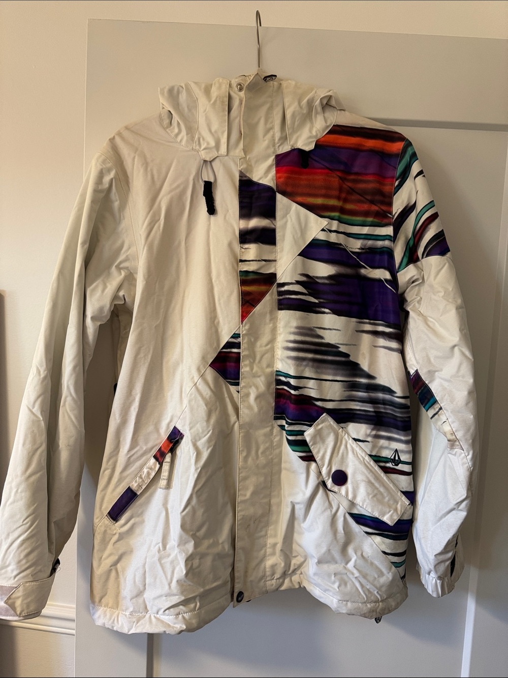 Volcom White Ski Jacket with Multicolor Stripe Pattern